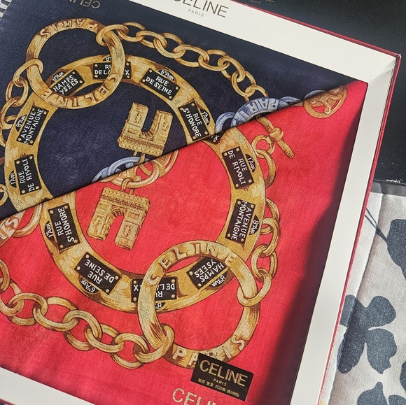 Celine handkerchief - Picture 10 of 10